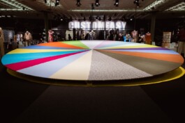 Feel Blue a Pitti Filati 96: Tennis, Light and Fire